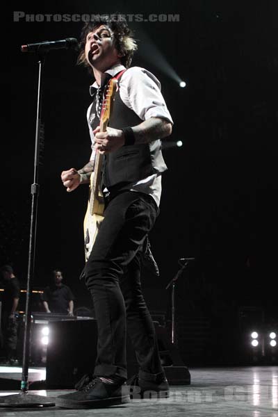 GREEN DAY - 2009-10-04 - PARIS - Bercy - 